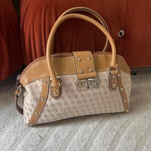 VTG y2k XOXO tan cream shoulder bag boho punk streetwear party festivals summer